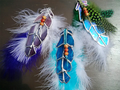 Workshop stained glass feathers using scrap glass